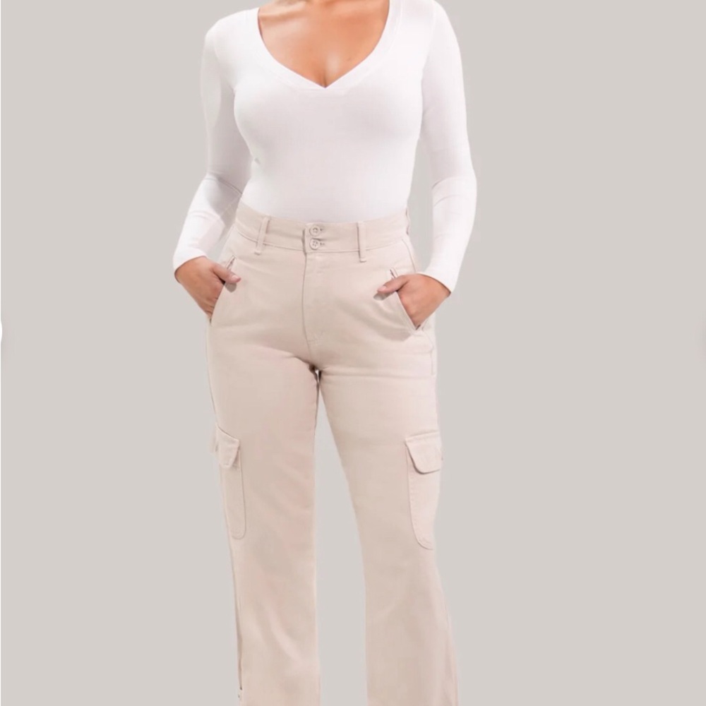 Beige YOGA JEANS Chloé Cargo Pants